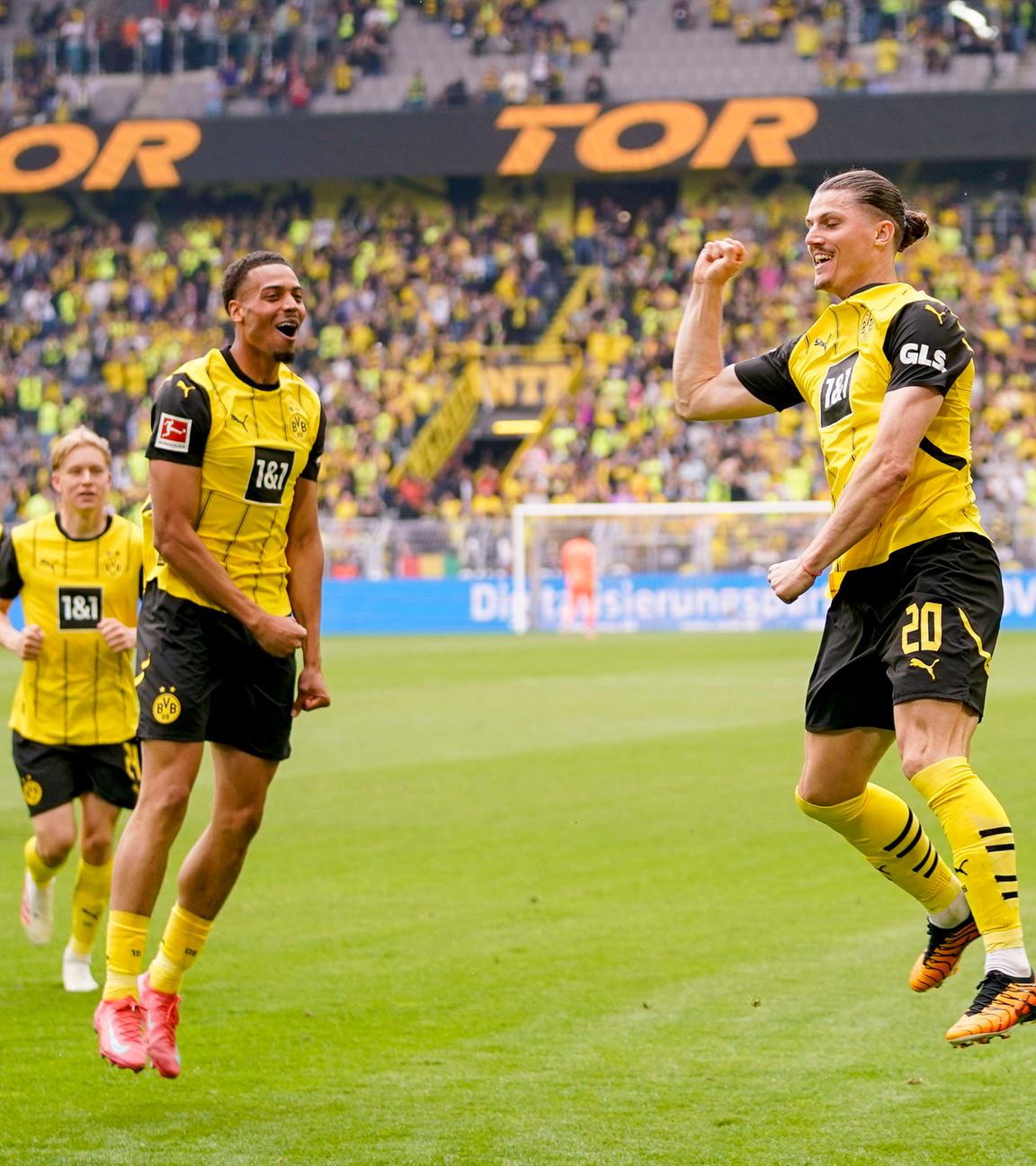 Marcel Sabitzer (Borussia Dortmund) Torjubel, jubelt nach seinem Treffer zum 2:0.