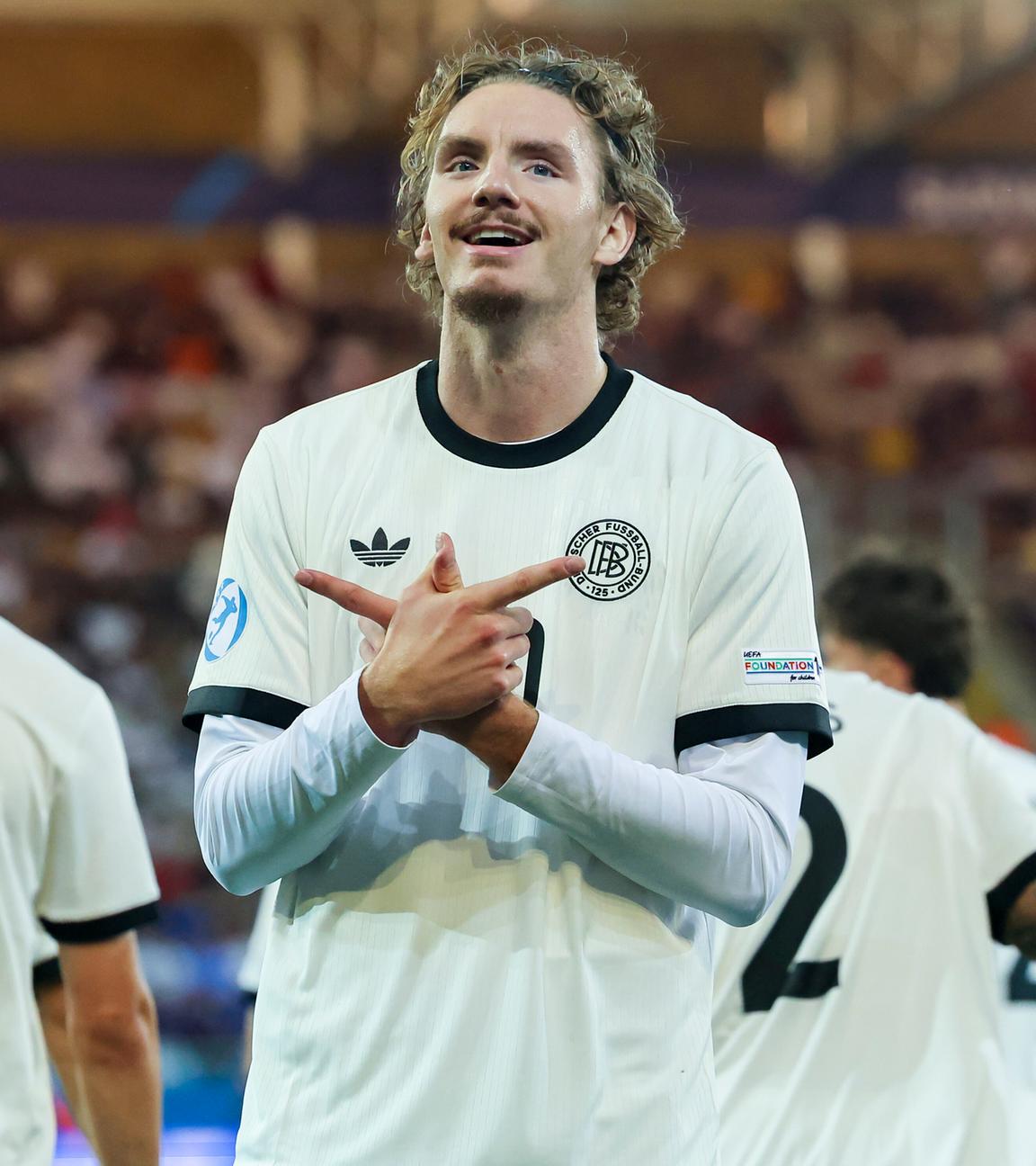Der deutsche Fußballer Nick Woltemade bejubelt seinen Treffer zum 2:0 bei der UEFA European Under-21 Championship 2025 gegen Frankreich am 25.06.2025.