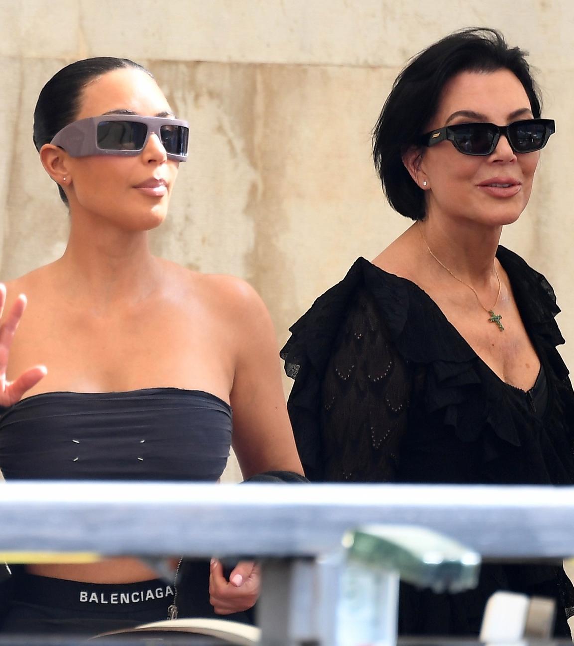 Kardashians treffen bei Bezos-Hochzeit ein